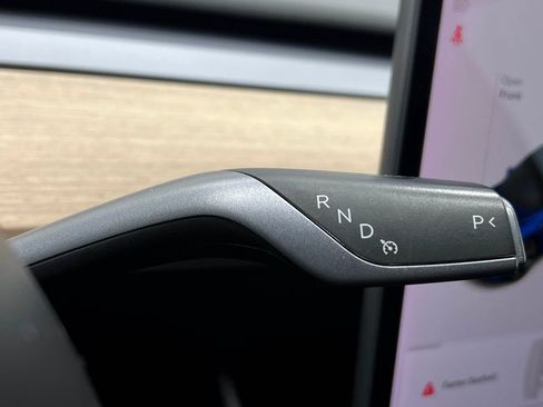 Used 2018 Tesla Model 3 Long Range RWD image 26