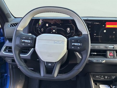 New 2025 Kia K4 GT-Line w/ GT-Line Sunroof Package image 19