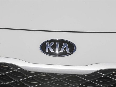 Used 2021 Kia Forte LXS image 7