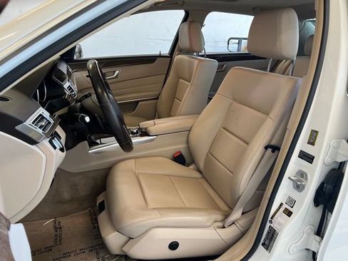 Used 2016 Mercedes-Benz E 350 Sedan image 38