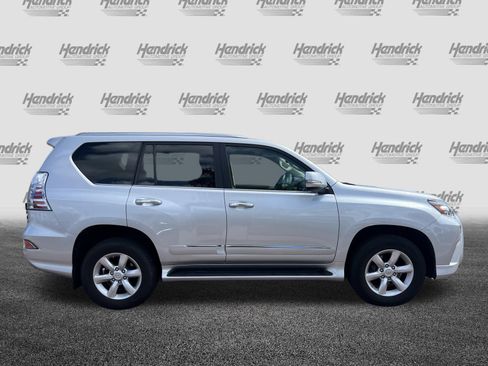 Used 2016 Lexus GX 460 w/ Navigation Package AWD/4WD image 11