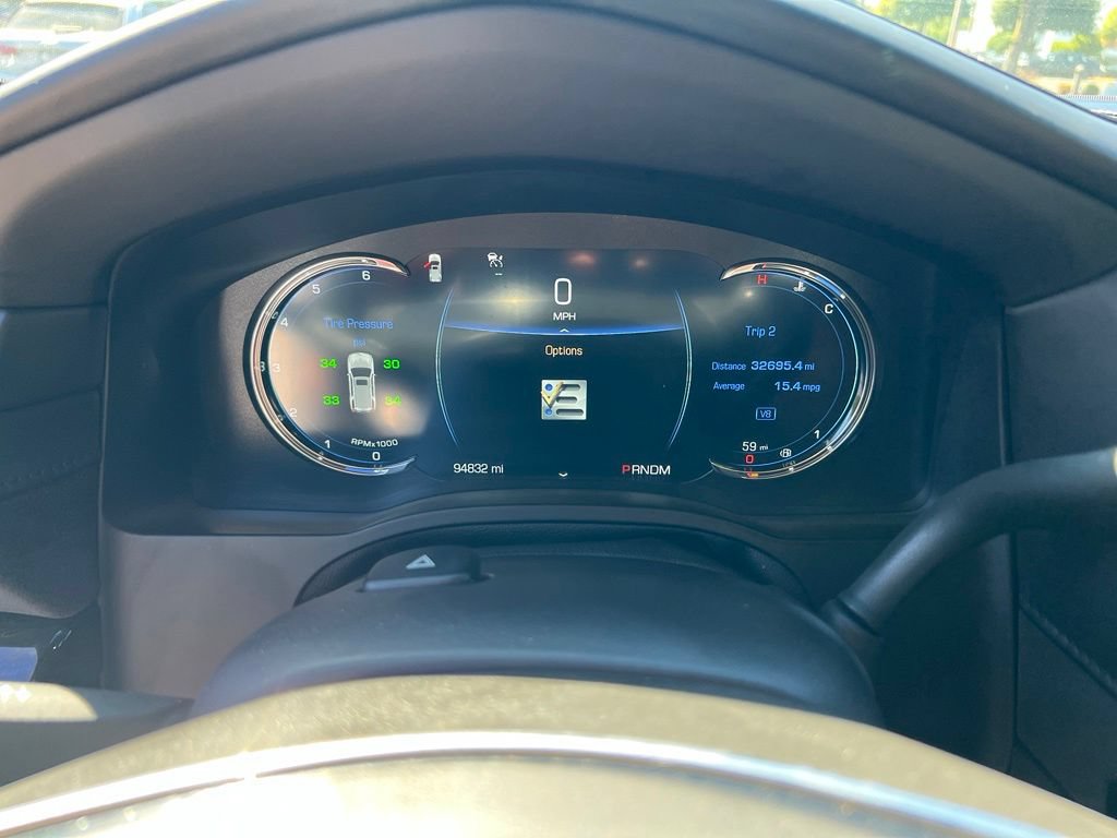 Used 2016 Cadillac Escalade Platinum AWD/4WD image 21