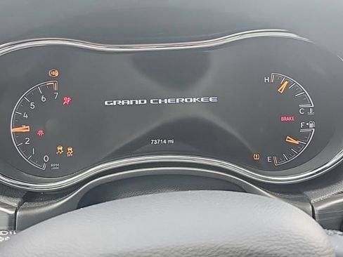 Used 2021 Jeep Grand Cherokee Laredo X AWD/4WD image 7