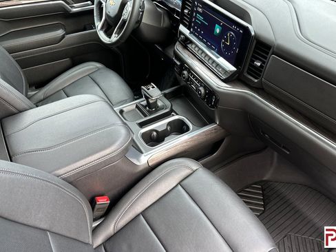 Certified 2024 Chevrolet Silverado 1500 LTZ w/ LTZ Premium Package image 18