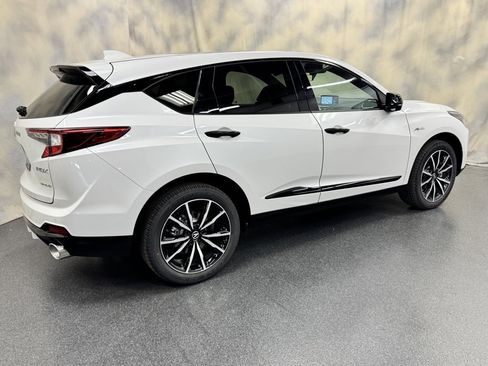 Used 2025 Acura RDX A-Spec image 10