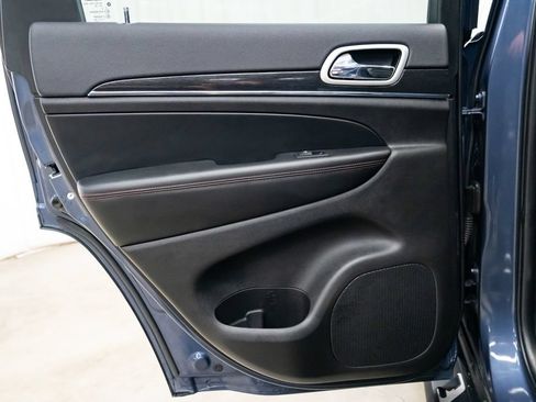 Used 2020 Jeep Grand Cherokee Trailhawk w/ Trailhawk Luxury Group AWD/4WD image 27