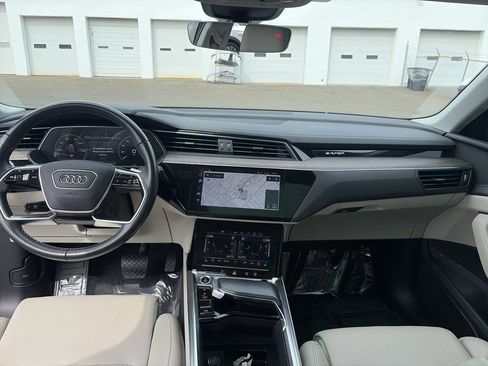 Used 2024 Audi Q8 e-tron Prestige w/ Prestige Package AWD/4WD image 12