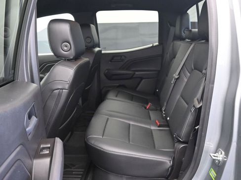 Used 2025 Chevrolet Colorado W/T w/ WT Custom Package image 16