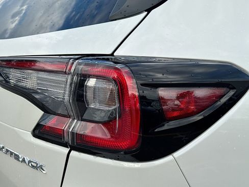 New 2025 Subaru Outback Limited image 34