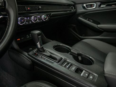 Used 2022 Honda Civic Touring image 24