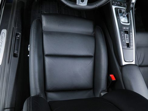 Used 2016 Porsche 911 Carrera S image 34
