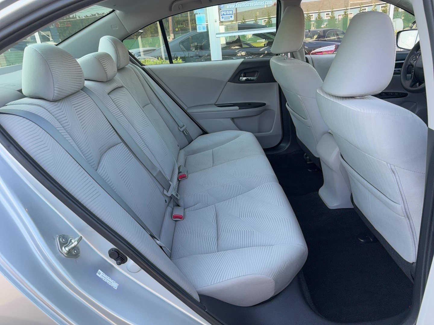 Used 2014 Honda Accord LX image 19