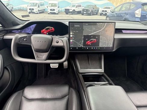 Used 2021 Tesla Model S Plaid image 13