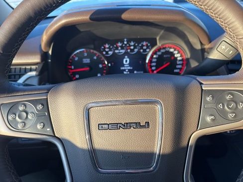 Used 2016 GMC Yukon Denali w/ Open Road Package image 13