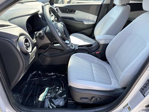 Certified 2023 Hyundai Kona SEL AWD/4WD image 24