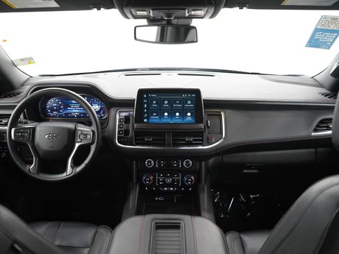 Used 2023 Chevrolet Suburban RST AWD/4WD image 14