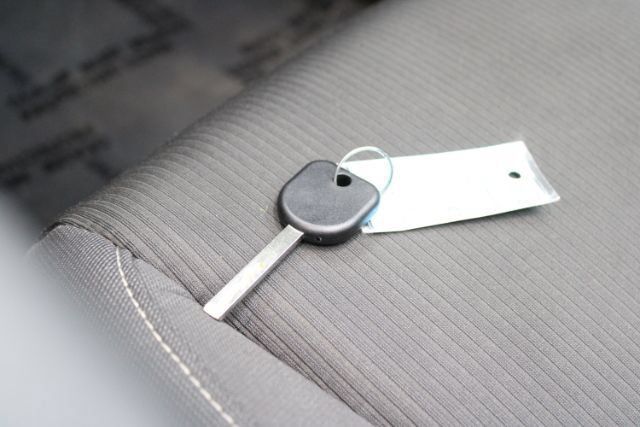 Used 2015 Chevrolet Camaro LT RWD image 15