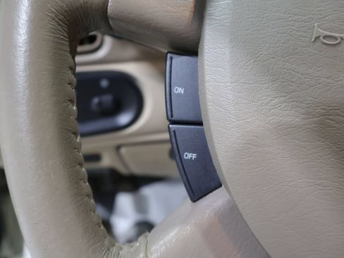 Used 2006 Ford Taurus SEL FWD image 29