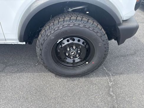 New 2026 Ford Bronco Big Bend image 9