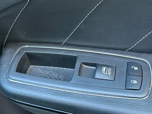 Used 2019 Dodge Charger SXT w/ Plus Group RWD image 21