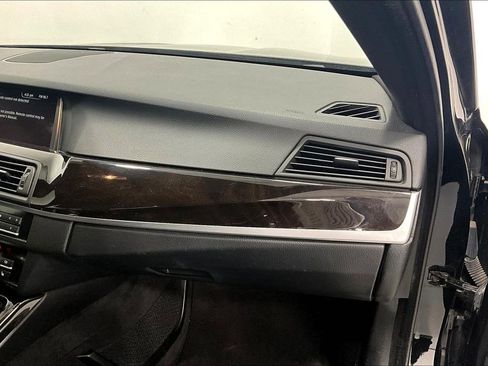 Used 2016 BMW 535i Sedan image 15