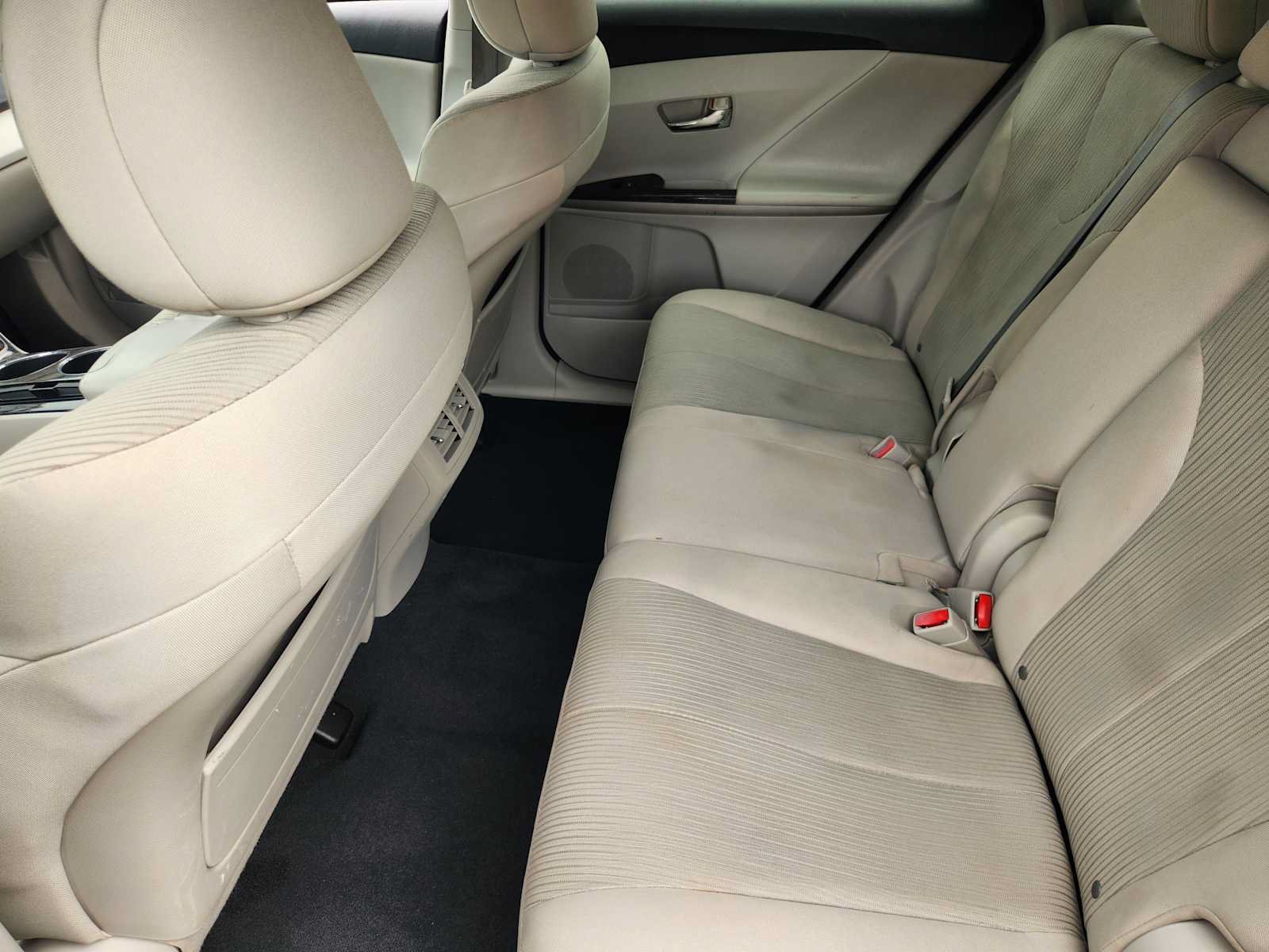 Used 2013 Toyota Venza LE w/ LE Convenience Pkg FWD image 28