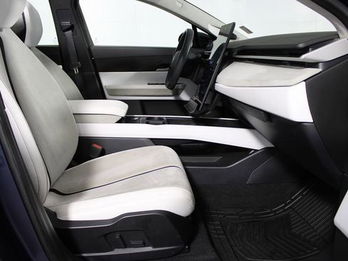 Used 2023 Fisker Ocean One AWD/4WD image 11