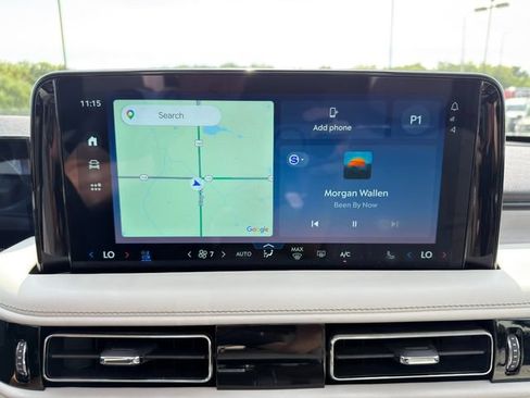 Used 2025 Lincoln Aviator Reserve w/ Equipment Group 201A AWD/4WD image 30