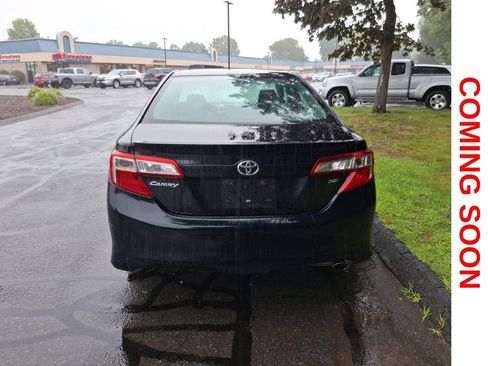 Used 2012 Toyota Camry SE FWD image 7