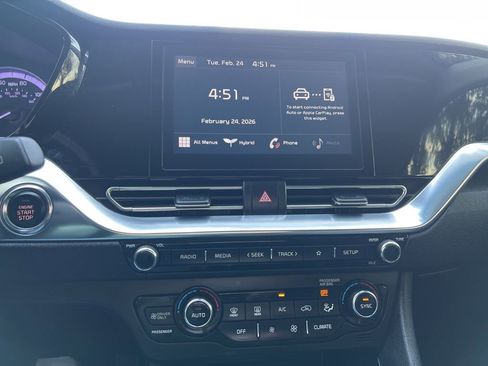 Used 2022 Kia Niro LXS image 27