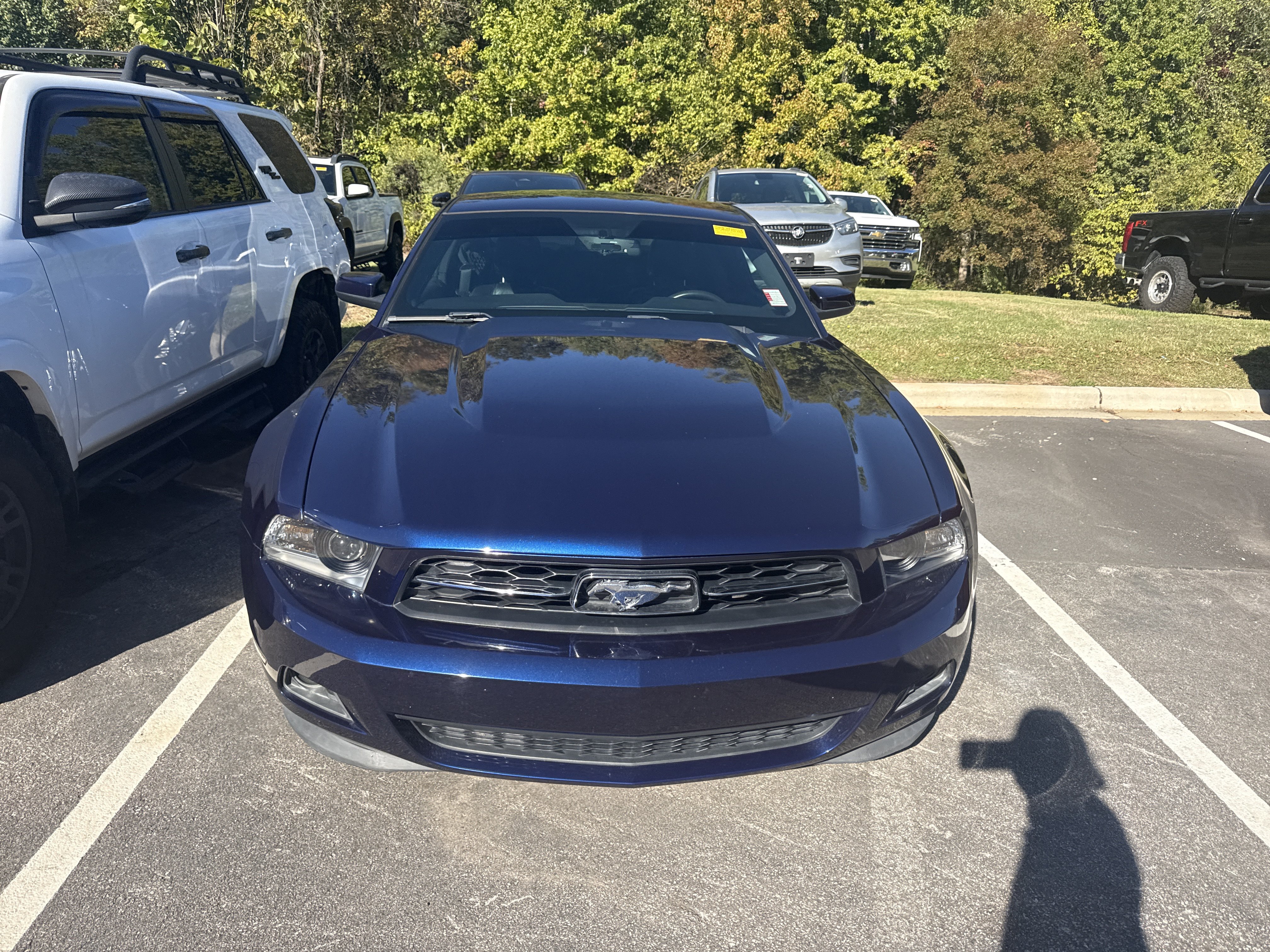 Used 2012 Ford Mustang Premium RWD image 2