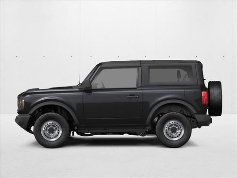 New 2026 Ford Bronco 2-Door image 2