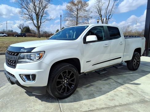 Used 2019 Chevrolet Colorado LT w/ Colorado RST Special Edition image 3