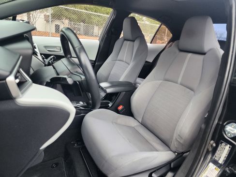 Used 2022 Toyota Corolla SE image 25