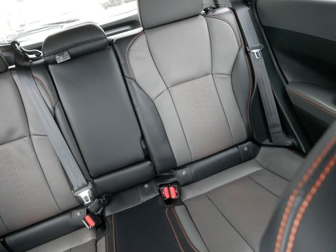 Certified 2025 Subaru Crosstrek 2.5i Limited w/ Popular Package #3A AWD/4WD image 14