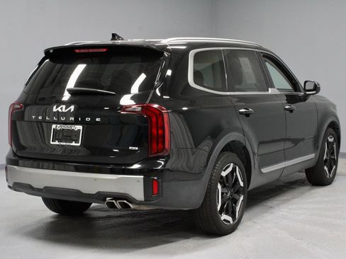Used 2025 Kia Telluride S AWD/4WD image 13