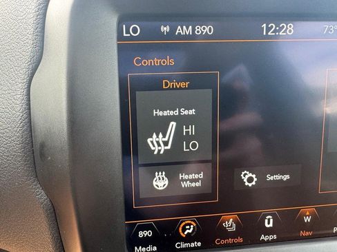 Used 2022 Jeep Renegade Limited w/ Sun, Sound & Wheels Group image 20