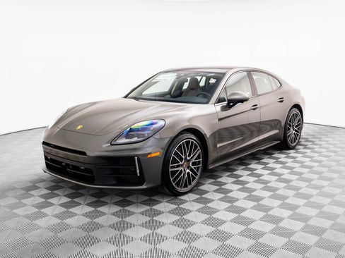 New 2026 Porsche Panamera 4 image 1