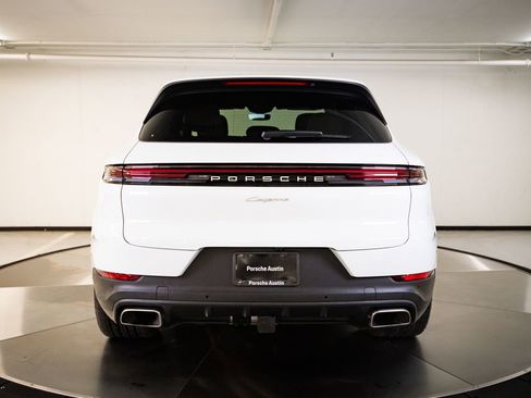 Certified 2026 Porsche Cayenne AWD/4WD image 6