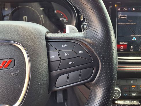 Used 2025 Dodge Durango GT RWD image 27