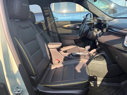 Used 2025 Chevrolet TrailBlazer ACTIV w/ Convenience Package FWD image 30
