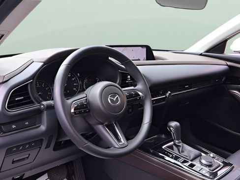Used 2025 MAZDA CX-30 AWD 2.5 S w/ Premium Package image 9