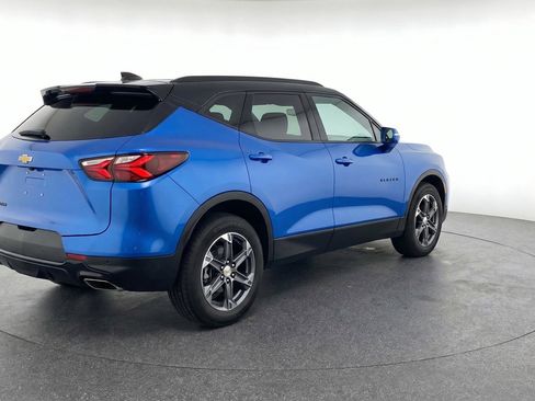 Used 2025 Chevrolet Blazer LT image 9