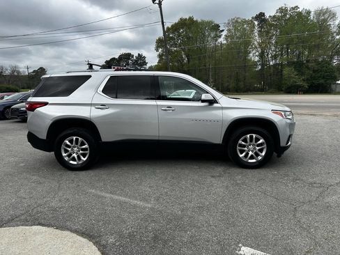 Used 2018 Chevrolet Traverse LT image 7