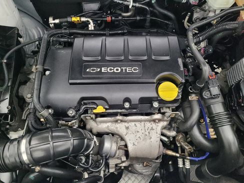 Used 2014 Chevrolet Cruze LT image 30