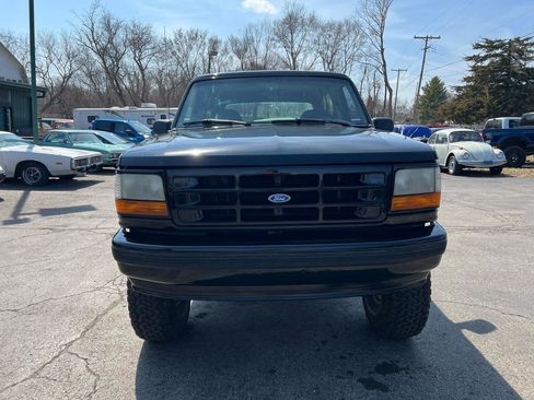 Used 1995 Ford Bronco XLT AWD/4WD image 3