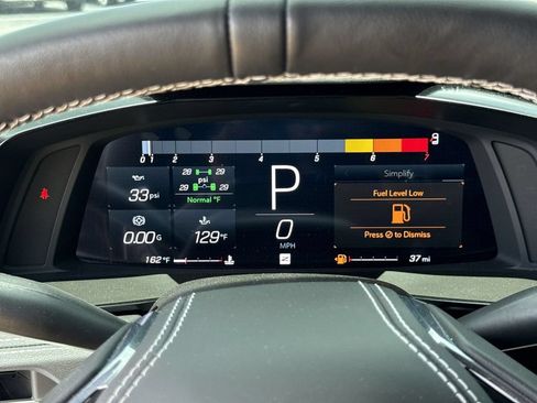 Used 2025 Chevrolet Corvette Stingray Preferred Cpe w/ 2LT RWD image 23