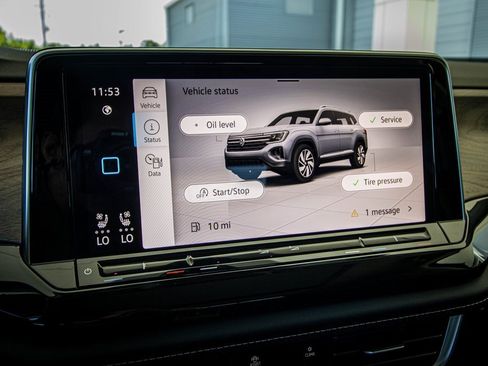 New 2026 Volkswagen Atlas SE image 6