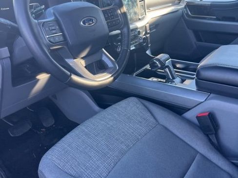 Used 2022 Ford F150 Lightning XLT image 6