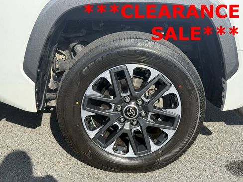 Used 2022 Toyota Tundra 1794 Edition w/ Advanced Package image 11